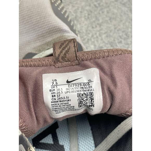 Nike Pegasus Trail 4 Gore-Tex Shoes Mens 7.5 Trail Running Hiking Sneakers - Picture 8 of 8